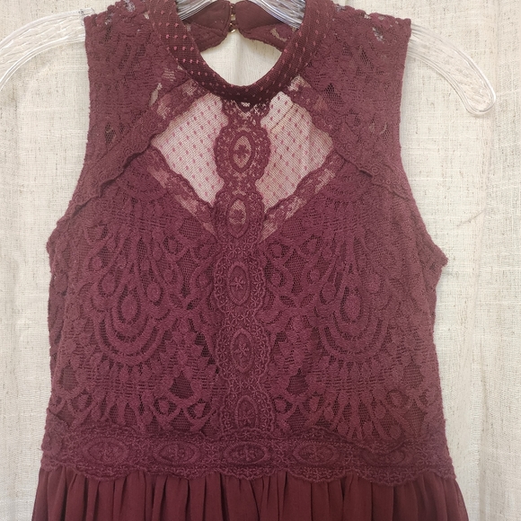 XHILARATION Burgandy Red Fit Flare Halter Sleeveless Lace Dress Size S - Picture 2 of 9